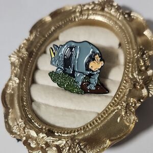 Rhino Giving Birth to Jim Carrey Lapel Pin Ace Ventura: When Nature Calls